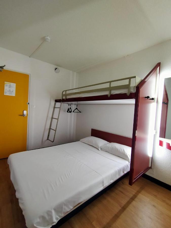 Hotel Thania Фронтинян Екстериор снимка